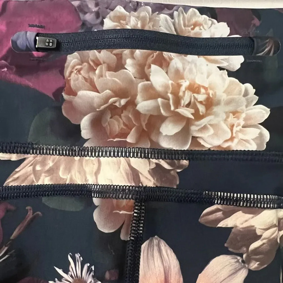 SWEATY BETTY Floral Leggings size‎ XS - Picture 4 of 7